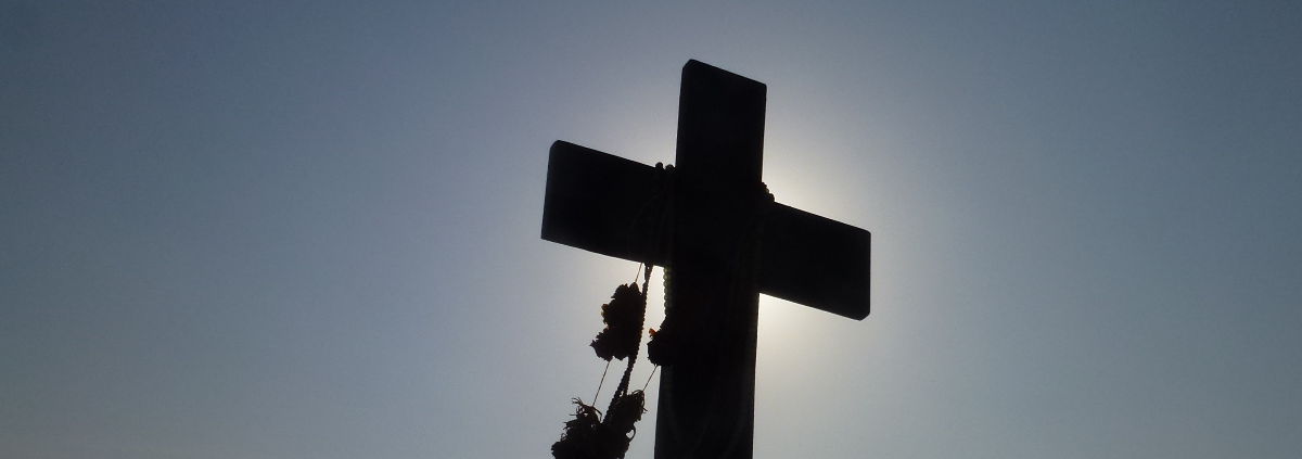 Kreuz am Strand